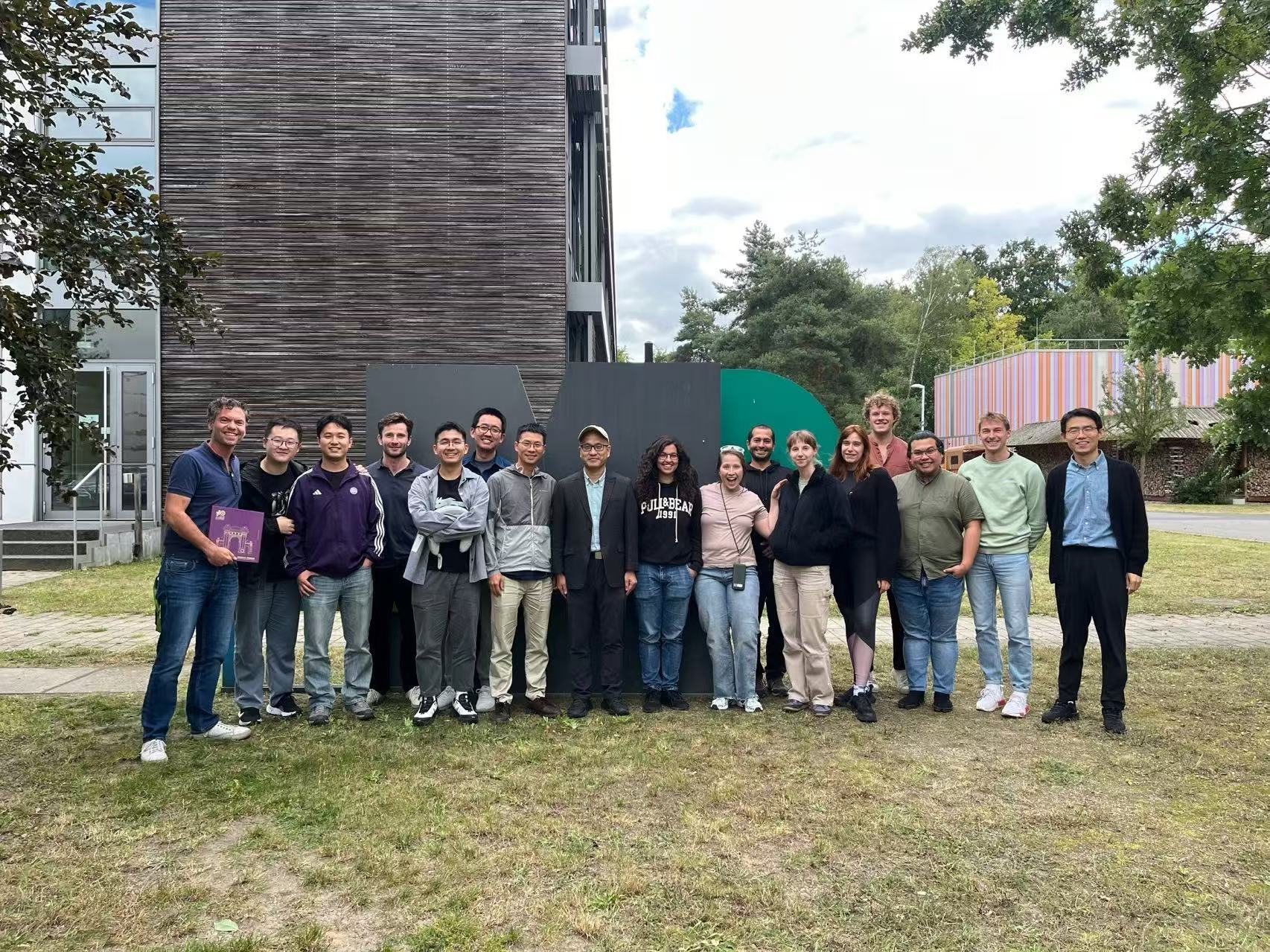 Prof Wei Cao Visited Freie Universität Berlin and Give a Talk – CAO ...